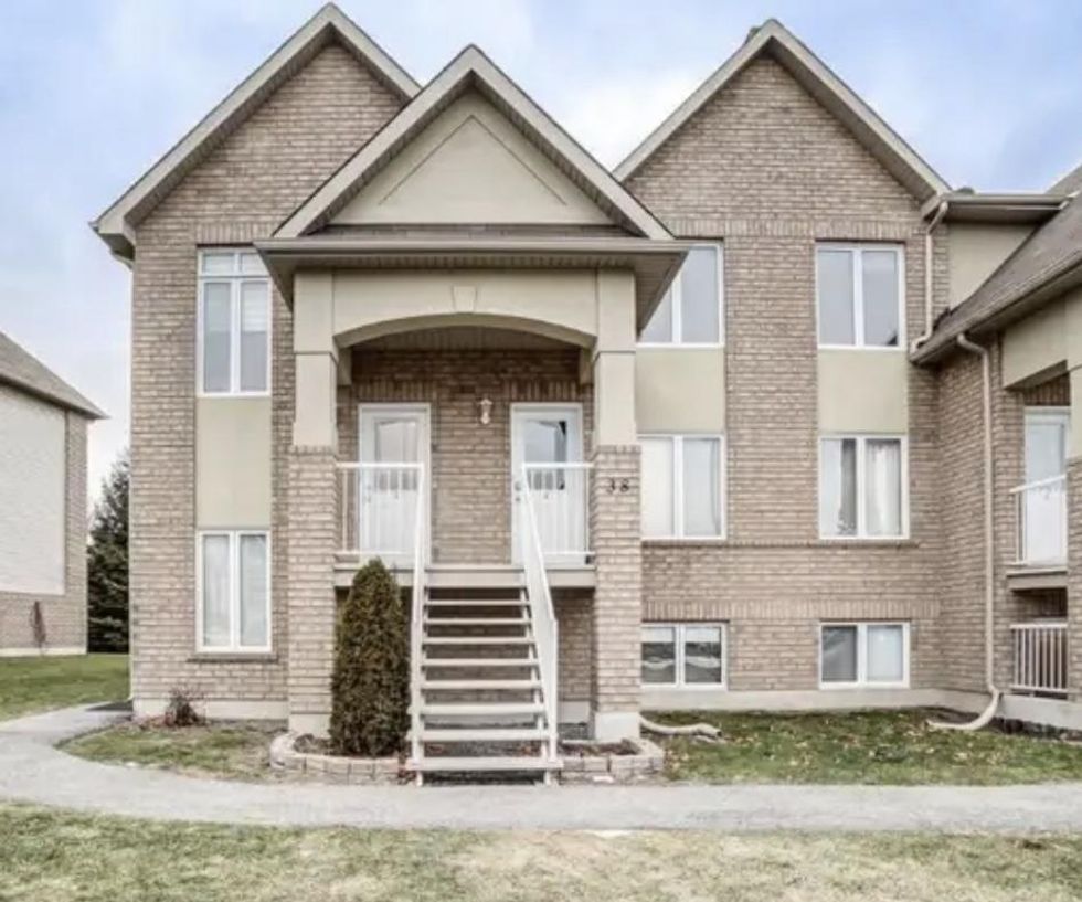 Fa\u00e7ade avant de la maison.