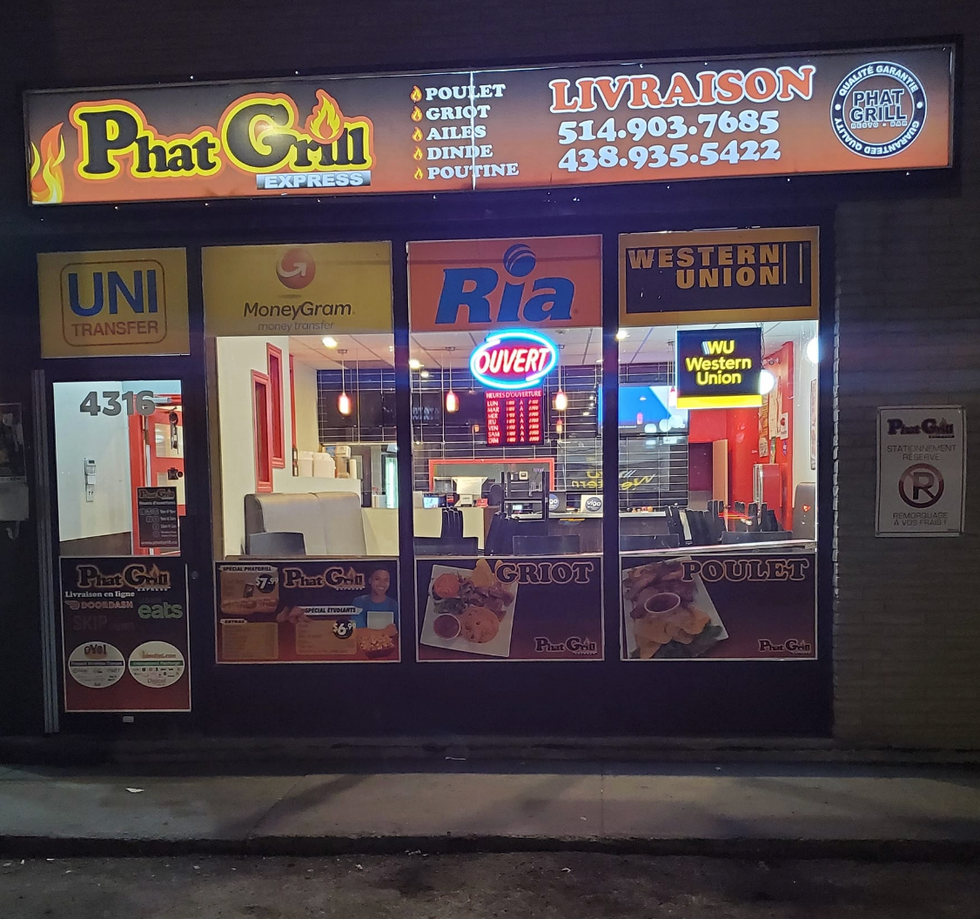 Fa\u00e7ade du restaurant Phat Grill Express sur le boulevard Henri-Bourassa Est \u00e0 Montr\u00e9al.