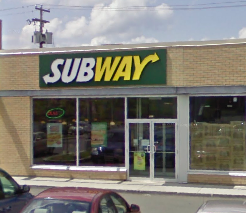 Fa\u00e7ade du \u200brestaurant Subway sur le boulevard Maurice-Duplessis \u00e0 Montr\u00e9al.