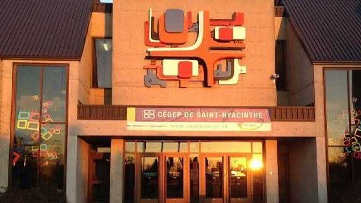 Façade du Cégep de Saint-Hyacinthe.