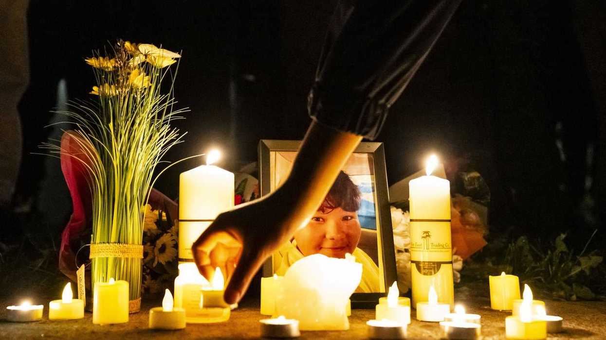 Family of slain teen to get police officer names