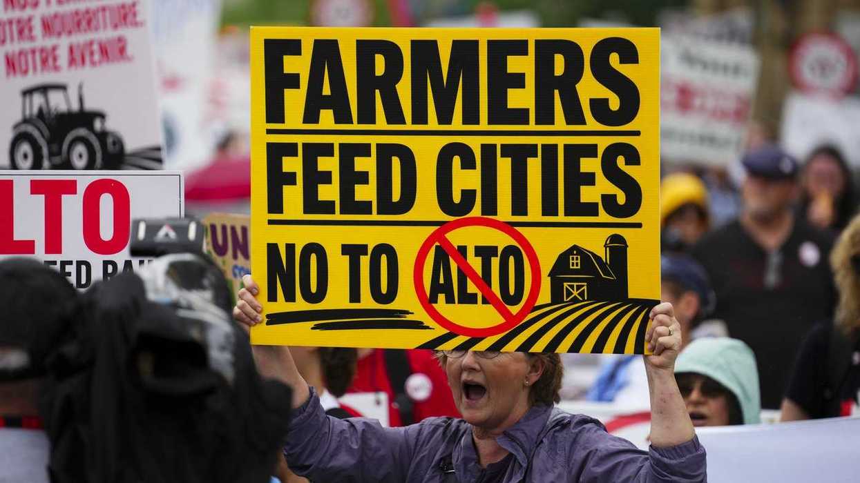 Farmers protest rail project on Parliament Hill