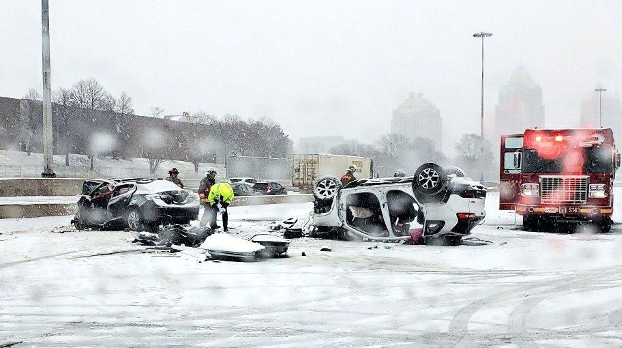 Fatal crash on Highway 401.