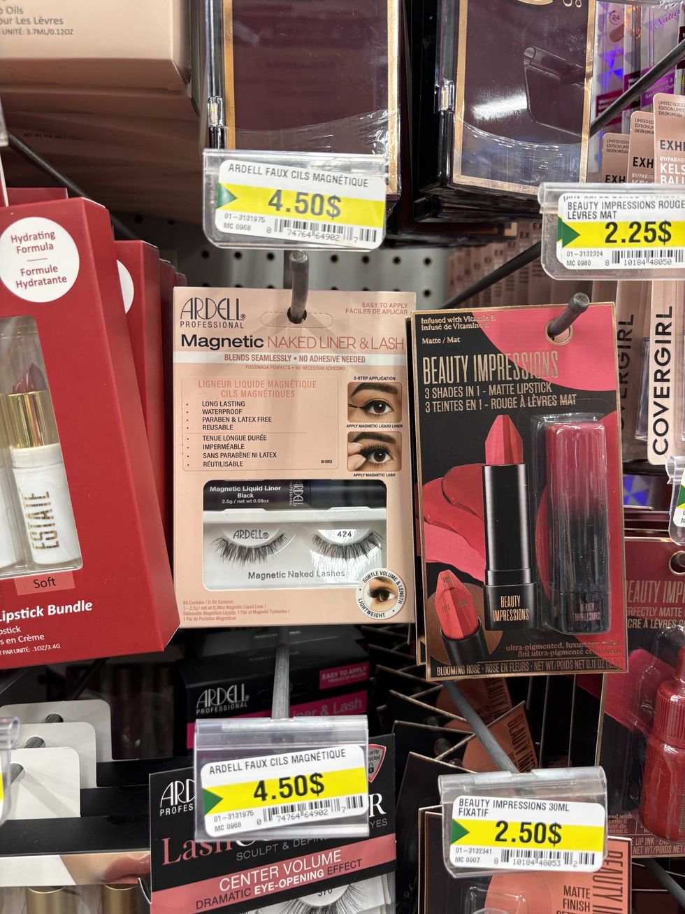 Faux cils et ligneurs liquide magn\u00e9tique de la marque Ardell.