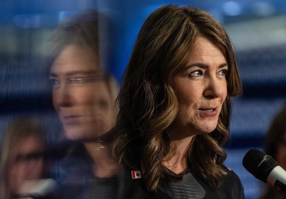 Fear and unity in lead-up to Alberta referendum