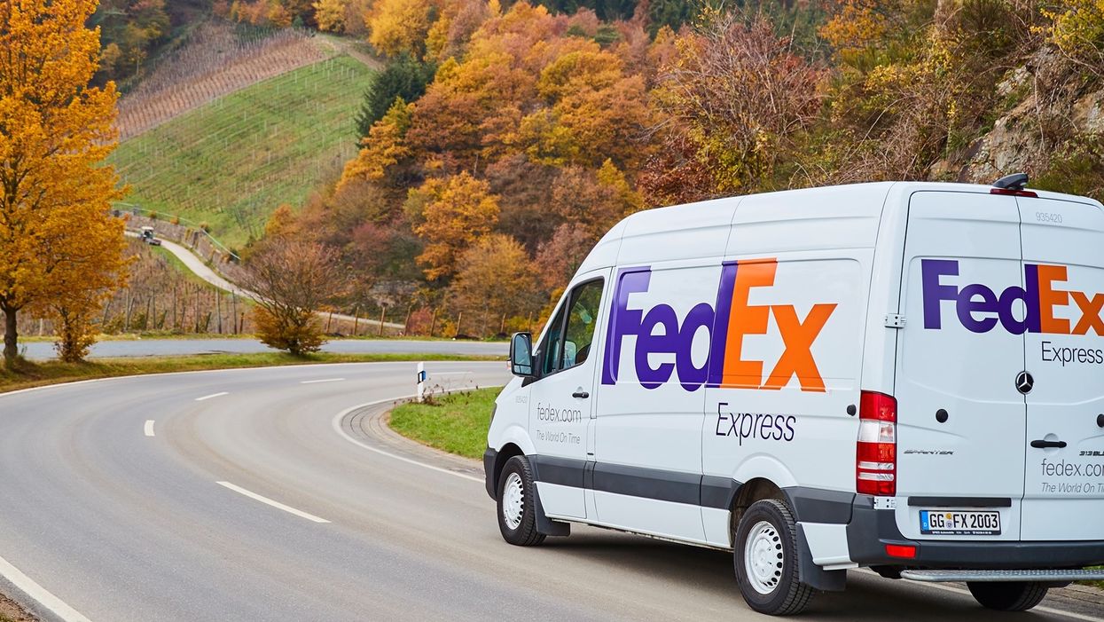 FedEx offre plusieurs postes au Québec entre 16 $ et 23 $/h