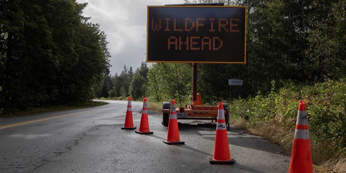 Feds planning evacuation centres in advance of wildfire season Feds planning evacuation centres in advance of wildfire season