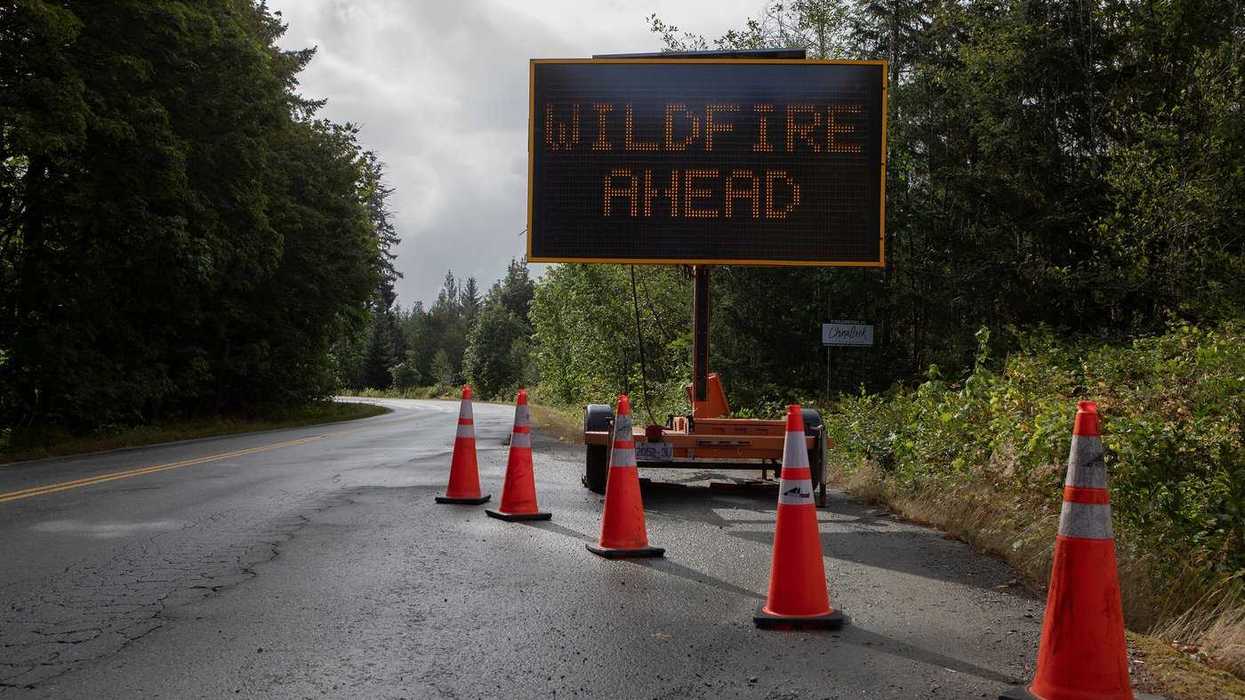 Feds working on wildfire evacuation centres