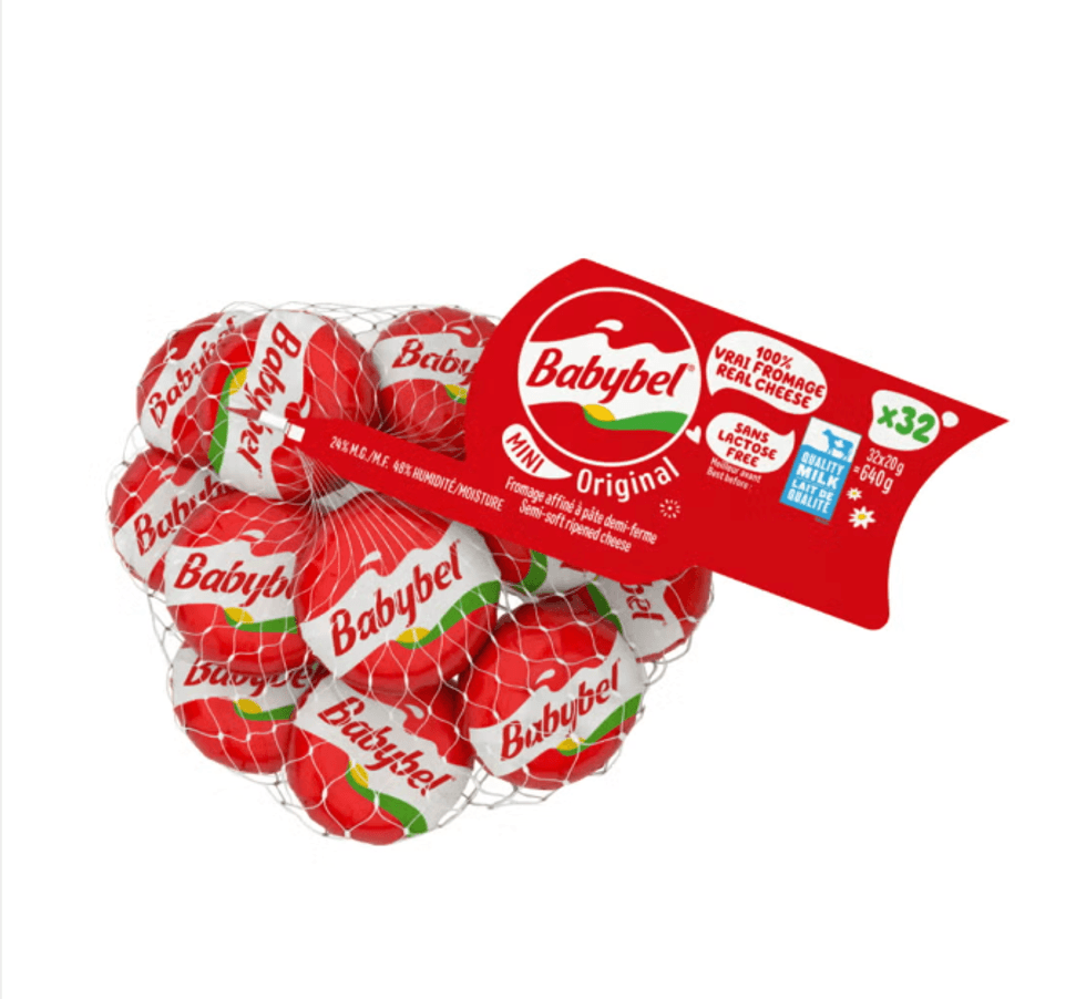 Filet de 32 mini-fromages Babybel Original emball\u00e9s individuellement.
