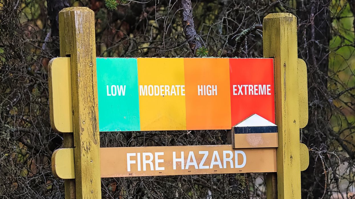 Fire hazard sign.