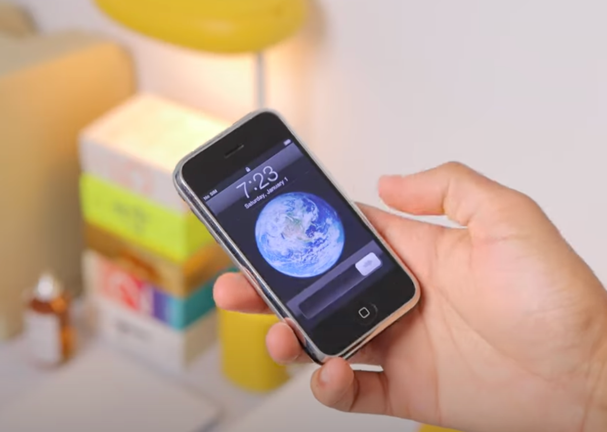 When did iPhone 1 come out? - Narcity