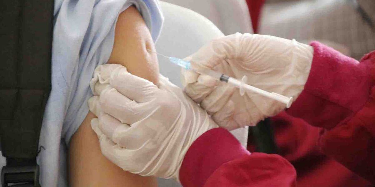 Flu, COVID-19 vaccines available as of Oct. 13 Flu, COVID-19 vaccines available as of Oct. 13