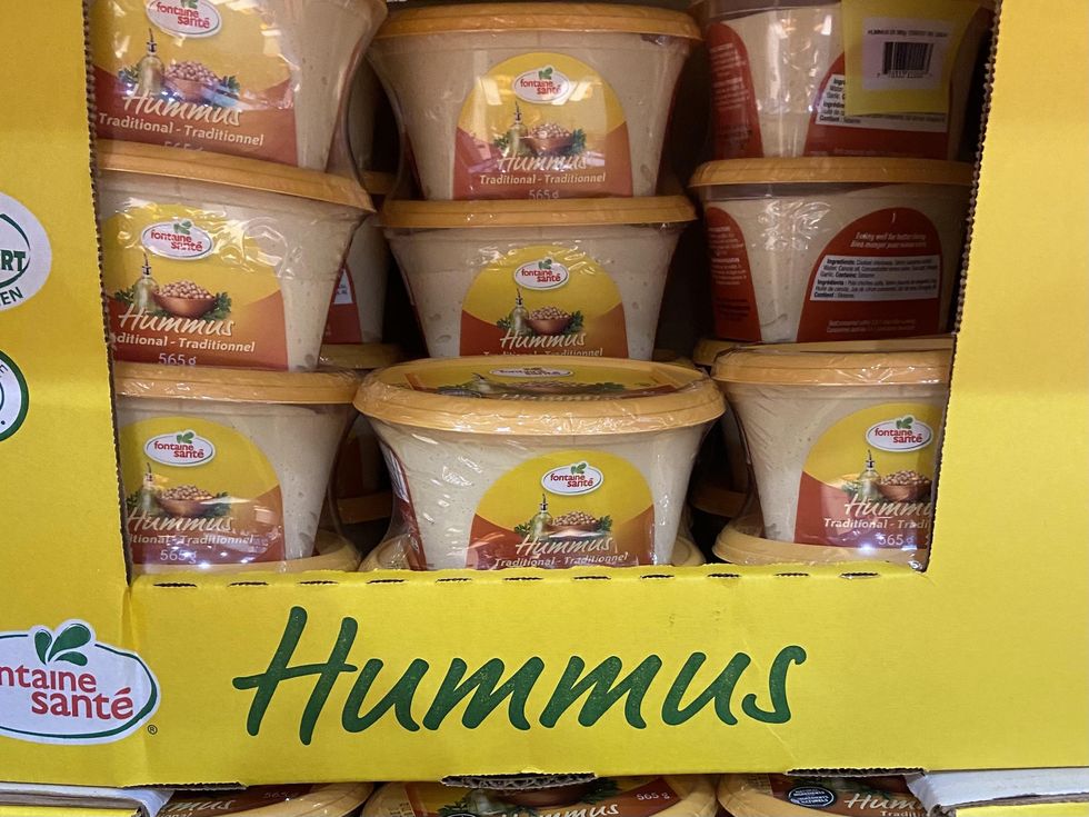 Fontaine Sant\u00e9 hummus packs of two.