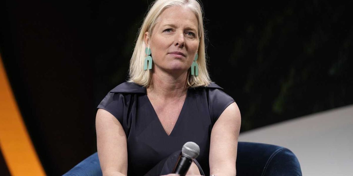 Former minister blasts Canadian oil companies Former minister blasts Canadian oil companies