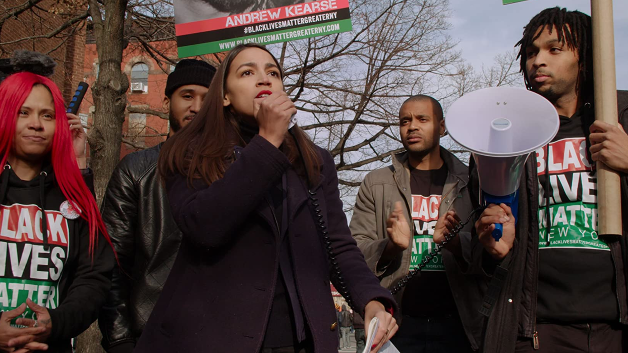 Free Netflix Movies & Episodes Are Now Available On YouTube Narcity