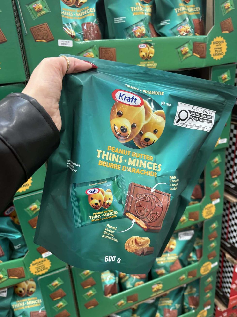Friandises Thins Kraft au beurre d\u2019arachide enrob\u00e9es de chocolat au lait au Costco.