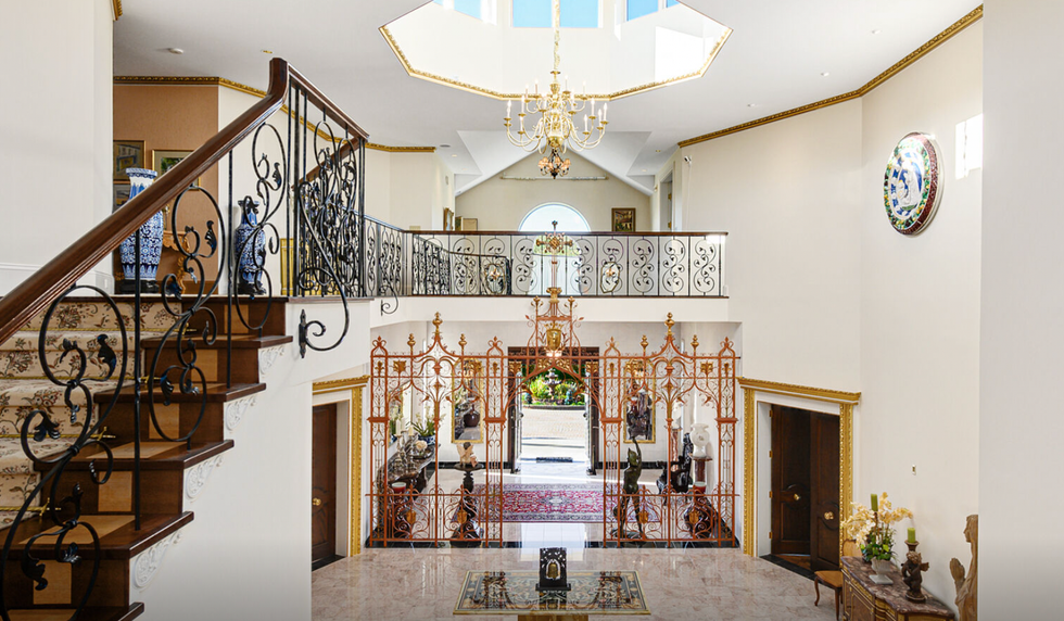 Front entryway to the home.