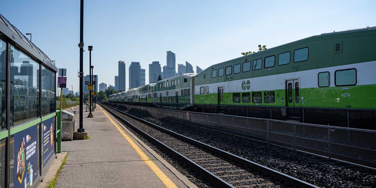 These Metrolinx jobs in Toronto and the GTA pay up to an hour and 8,000 a year, Life in canada These Metrolinx jobs in Toronto and the GTA pay up to an hour and 8,000 a year, Life in canada