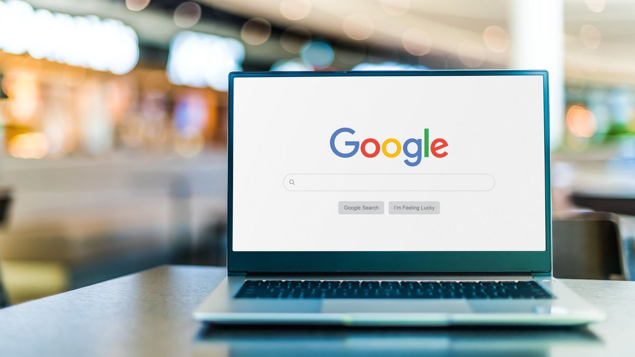 Google Search home screen (illustrative).