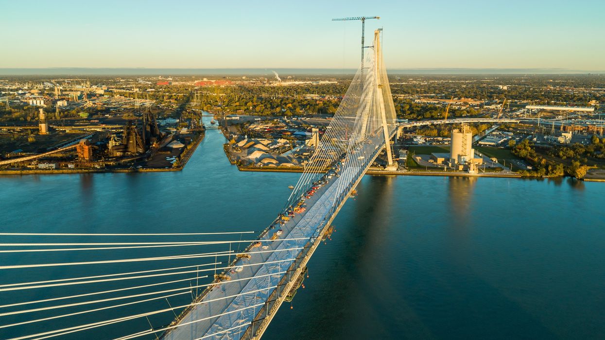 Gordie Howe International Bridge construction