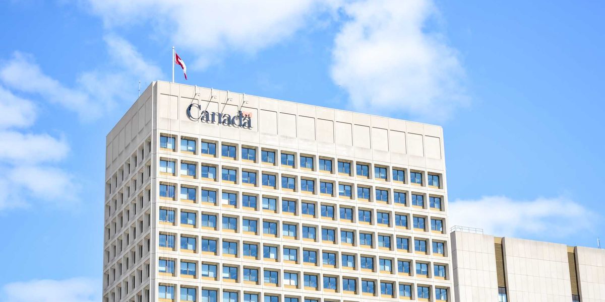 8 government of Canada jobs in Toronto that pay up to 1,000 a year, Life in canada 8 government of Canada jobs in Toronto that pay up to 1,000 a year, Life in canada