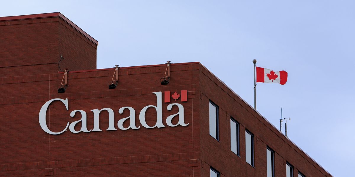 These government of Canada jobs for students with CSIS are hiring and pay up to $30 an hour These government of Canada jobs for students with CSIS are hiring and pay up to $30 an hour