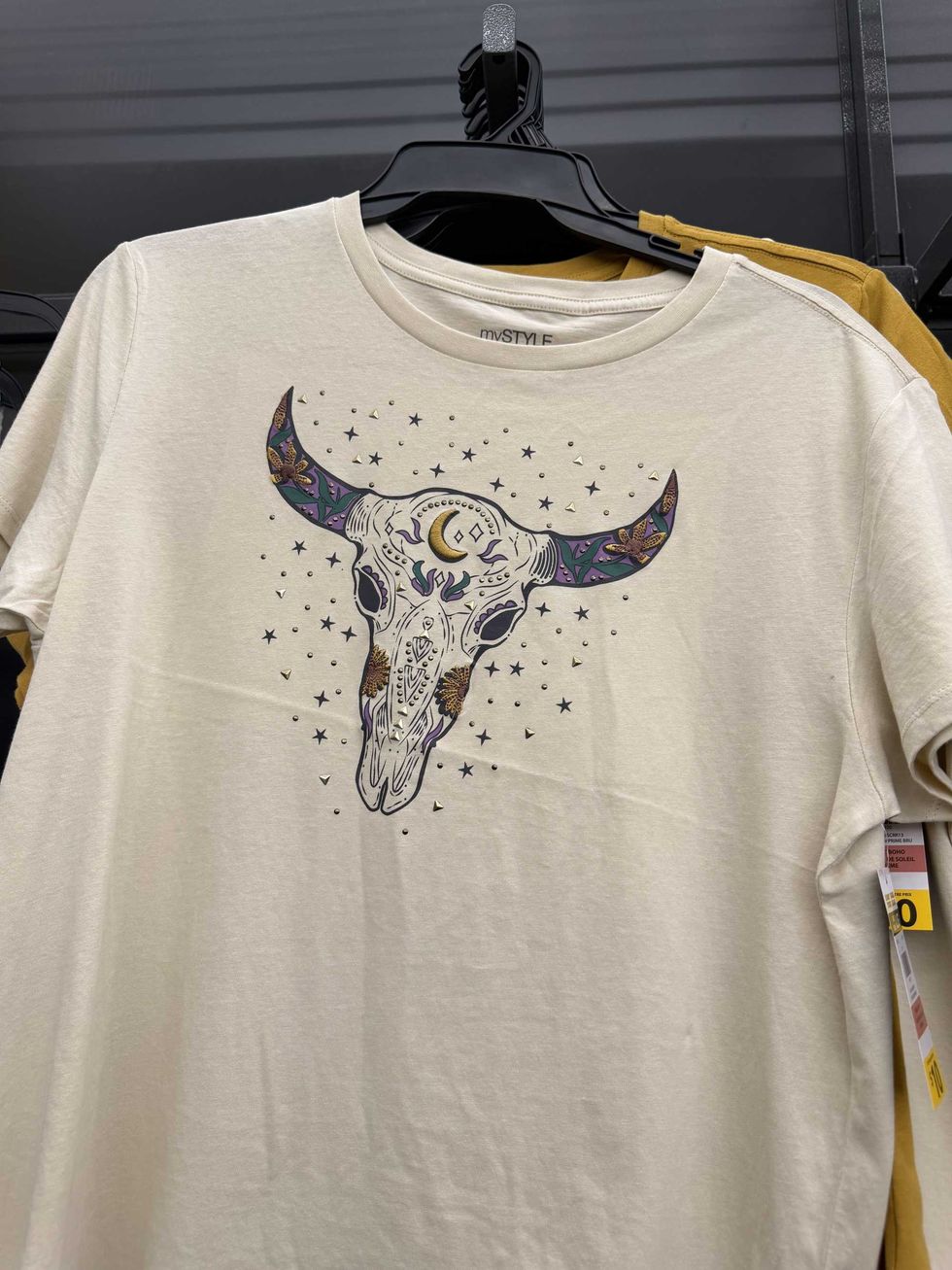 Graphic bull t-shirt