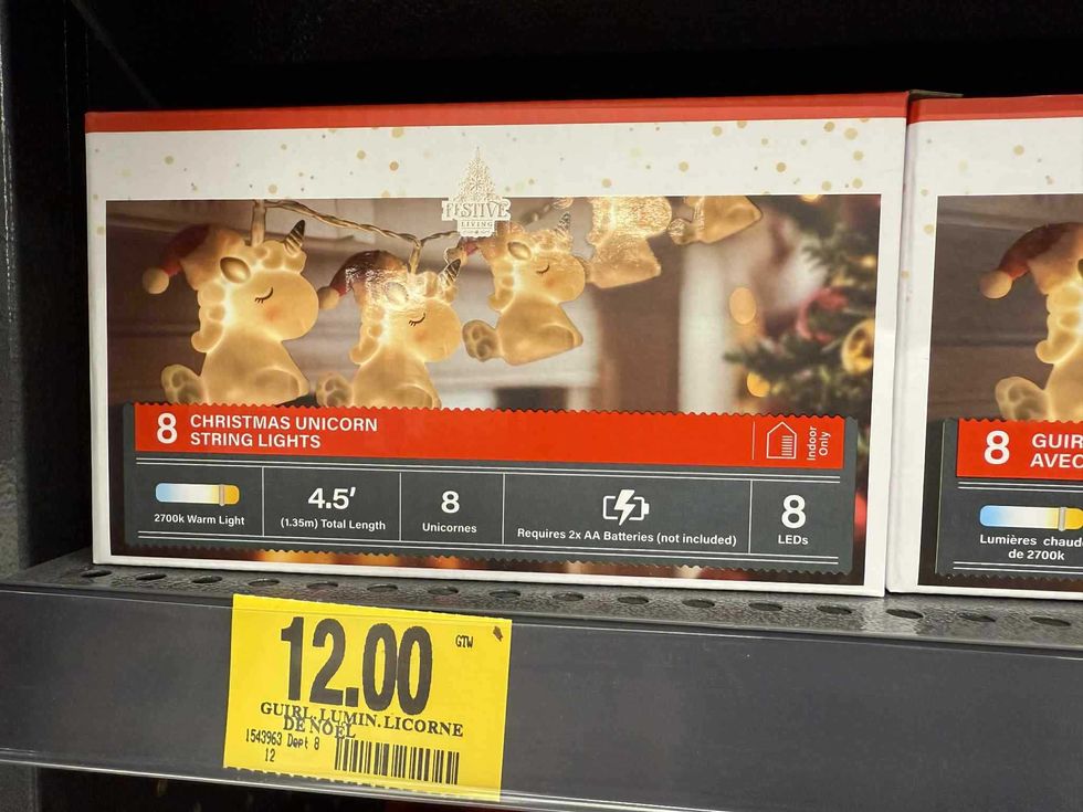 Guirlande lumineuse de licornes festives de 4,5 pi vendue pour 12 $ au Tigre G\u00e9ant.