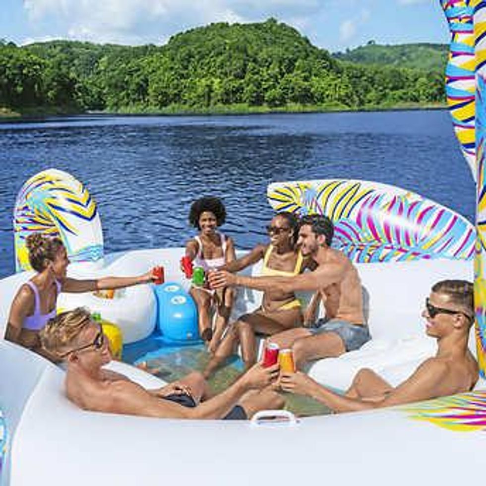 H2OGO! Paradise Dreams giant unicorn inflatable party island.