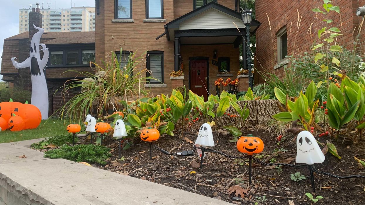 Halloween In Canada Has Been Given The Green Light By The Country's Top Doctor