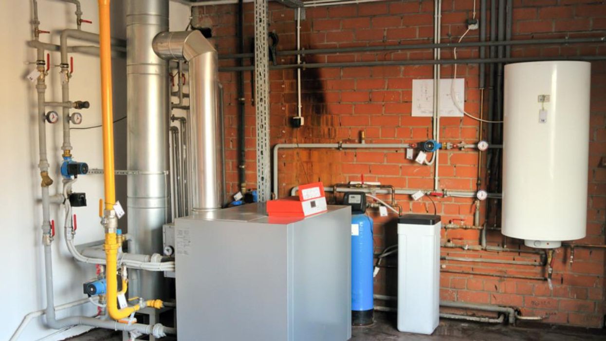 Heating room with a gas boiler.