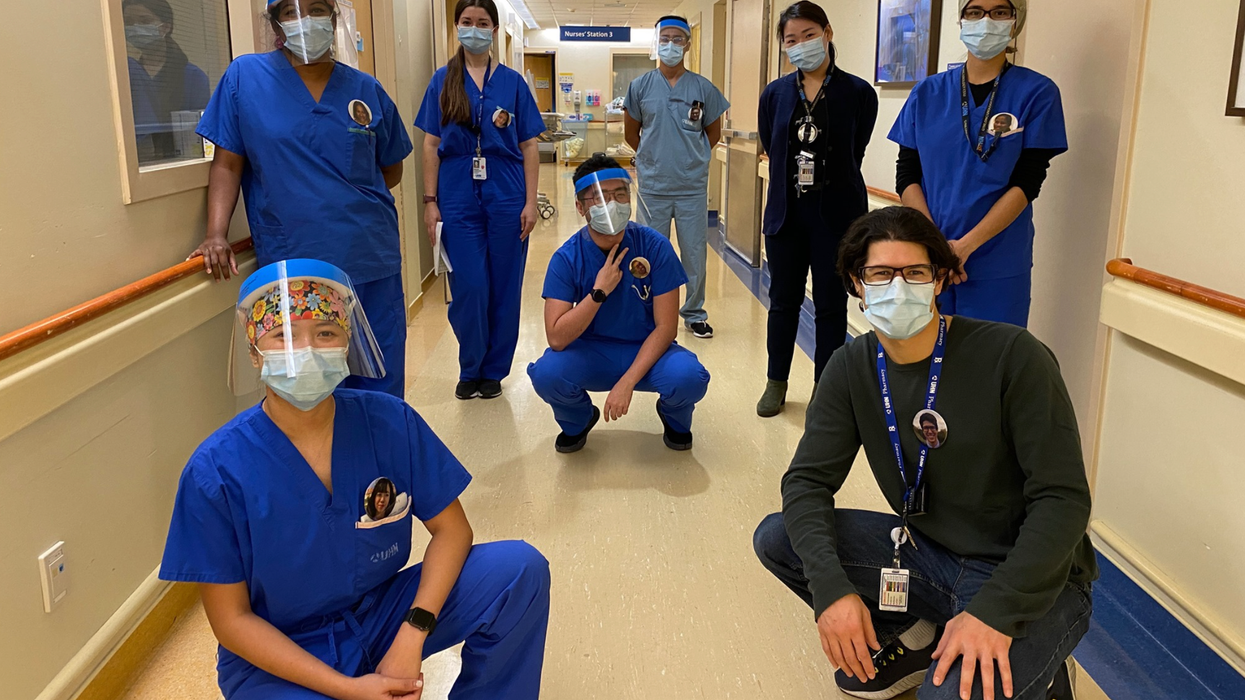 Here's How Ontario's PSWs & Nurses Can Apply To Get Up To $6K Or $10K For School