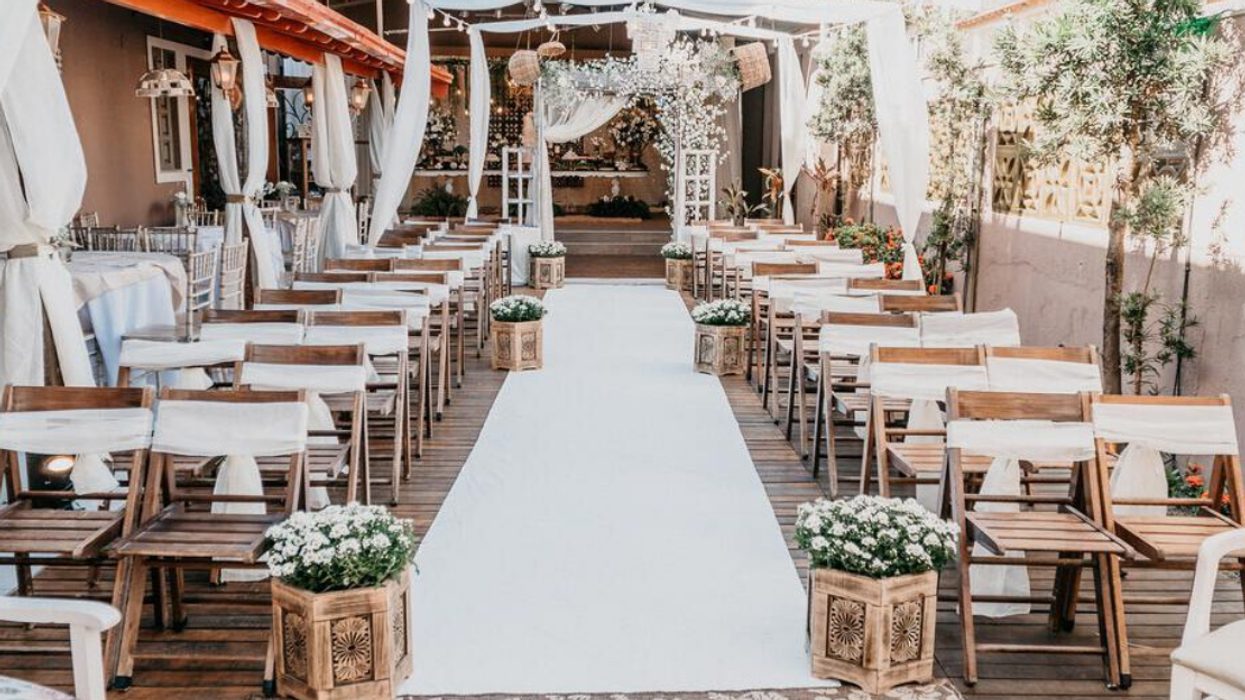 Here's What Ontario Weddings Will Look Like Under The New Reopening Plan