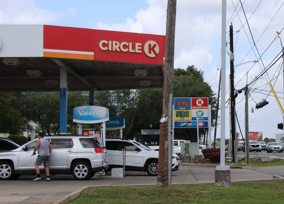 High gas prices bring frustration to Houstonians
