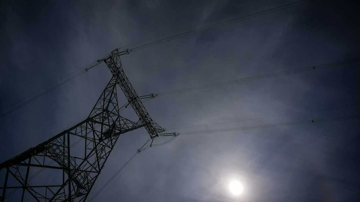 Hitachi to build transformer insulation plant
