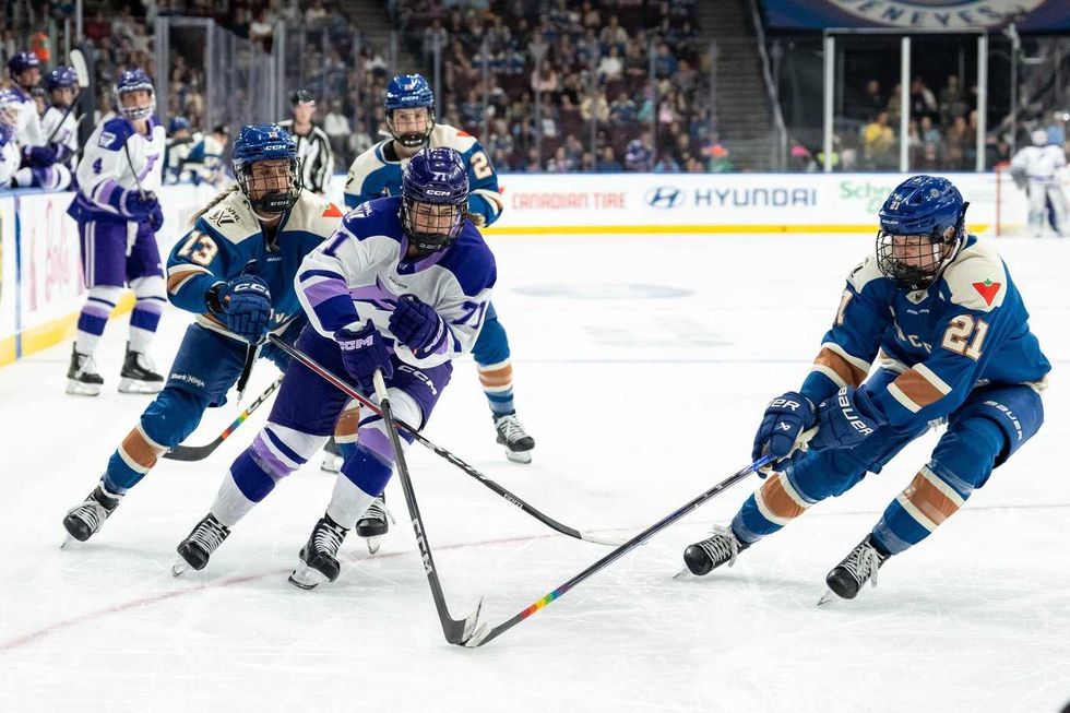 'Hockey Night in Canada' returns on CBC with PWHL