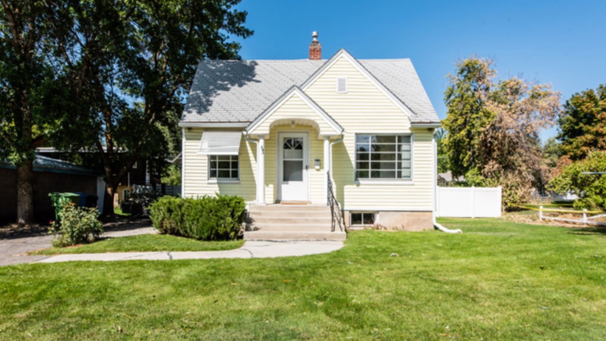 Houses For Sale In Utah Include This Adorable Riverfront Cottage