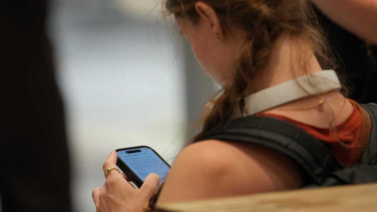 How would social media age verification work?