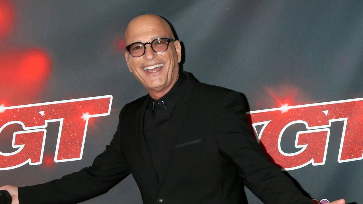 Howie Mandel on the red carpet.