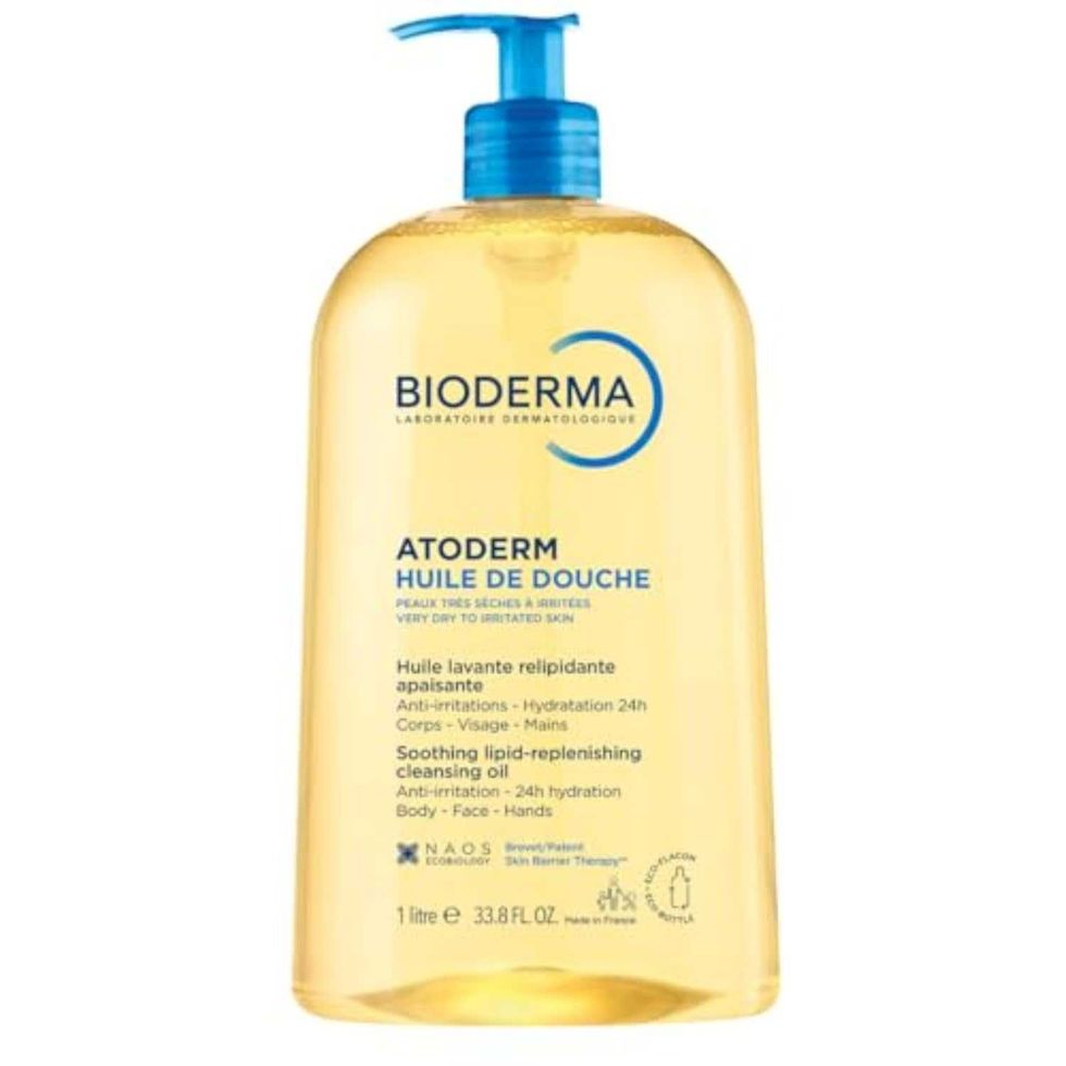 Huile de douche Bioderma Atoderm en bouteille avec pompe pour peaux s\u00e8ches sur le site d'Amazon Prime.