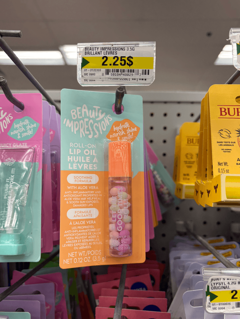 Huile \u00e0 l\u00e8vres Beauty Impressions sur les \u00e9tag\u00e8res du Dollarama.