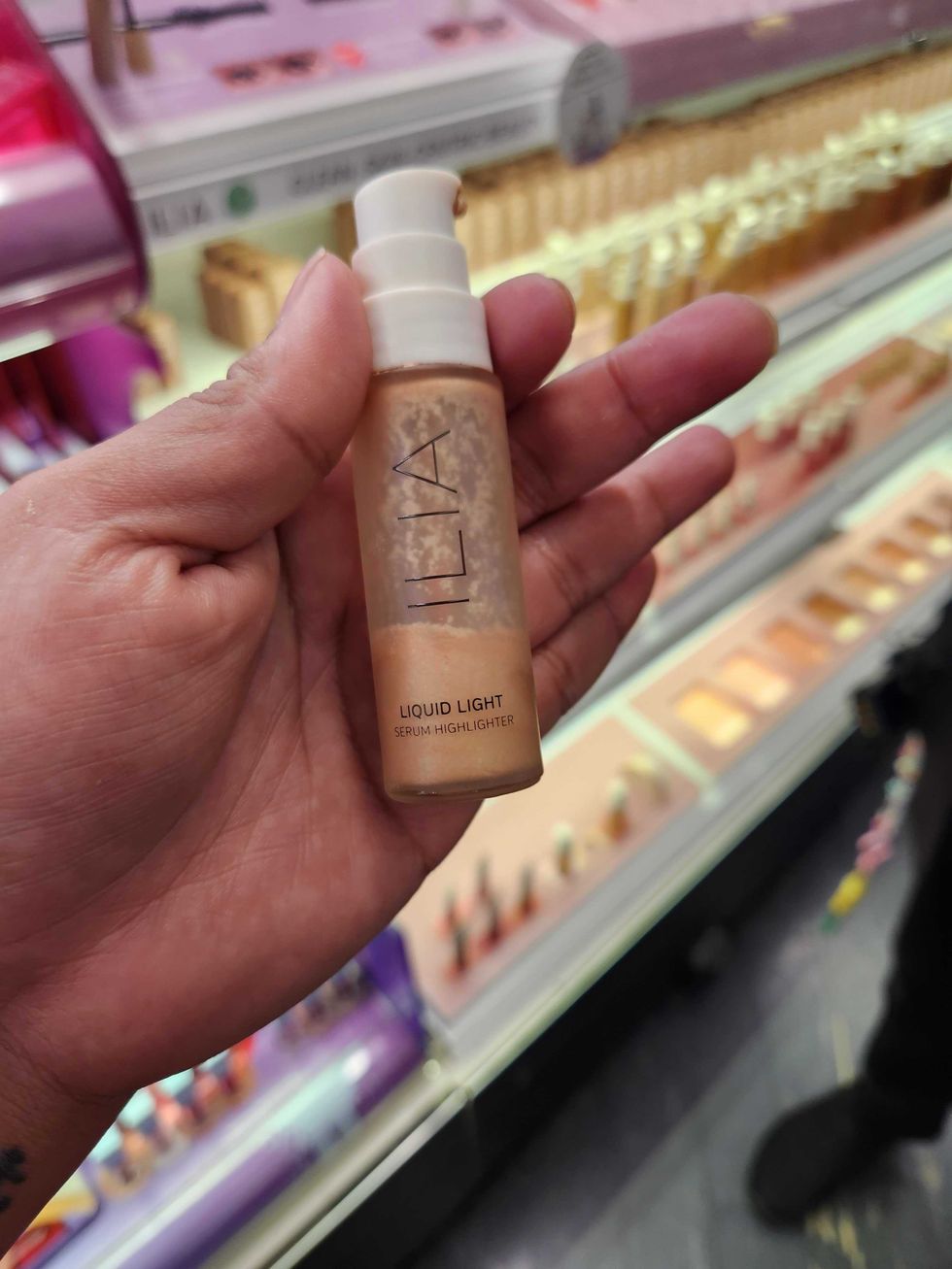ILIA Liquid Light Serum Highlighter.