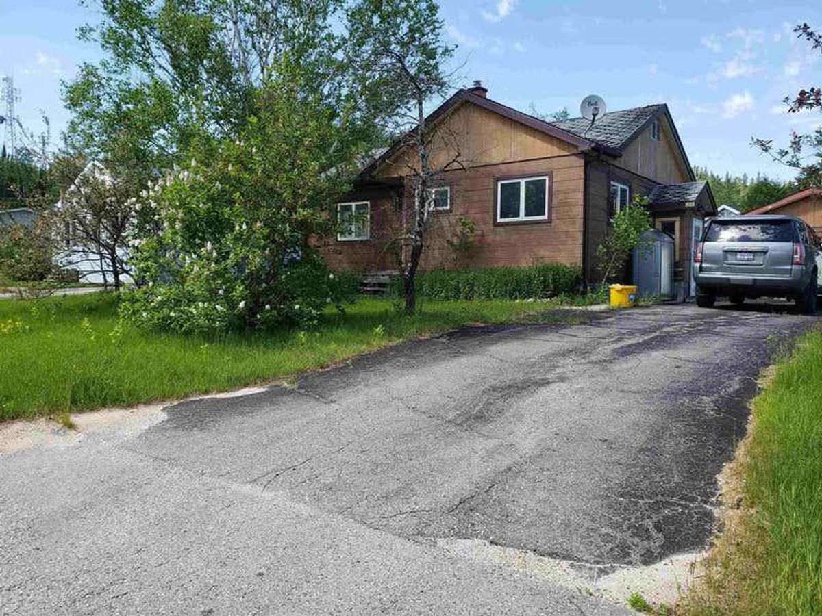 Manitouwadge Home Narcity