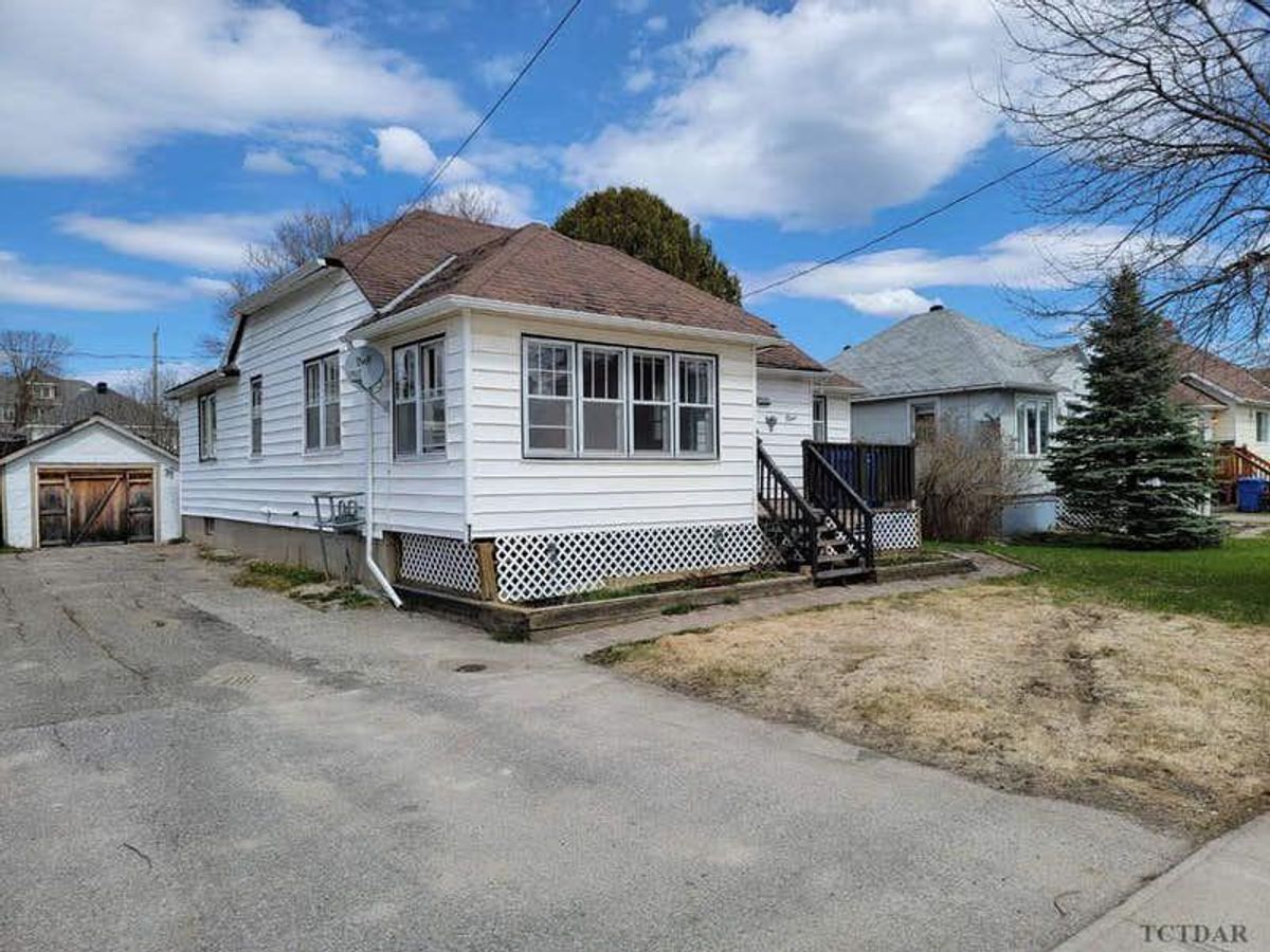 Kapuskasing Starter Home Narcity