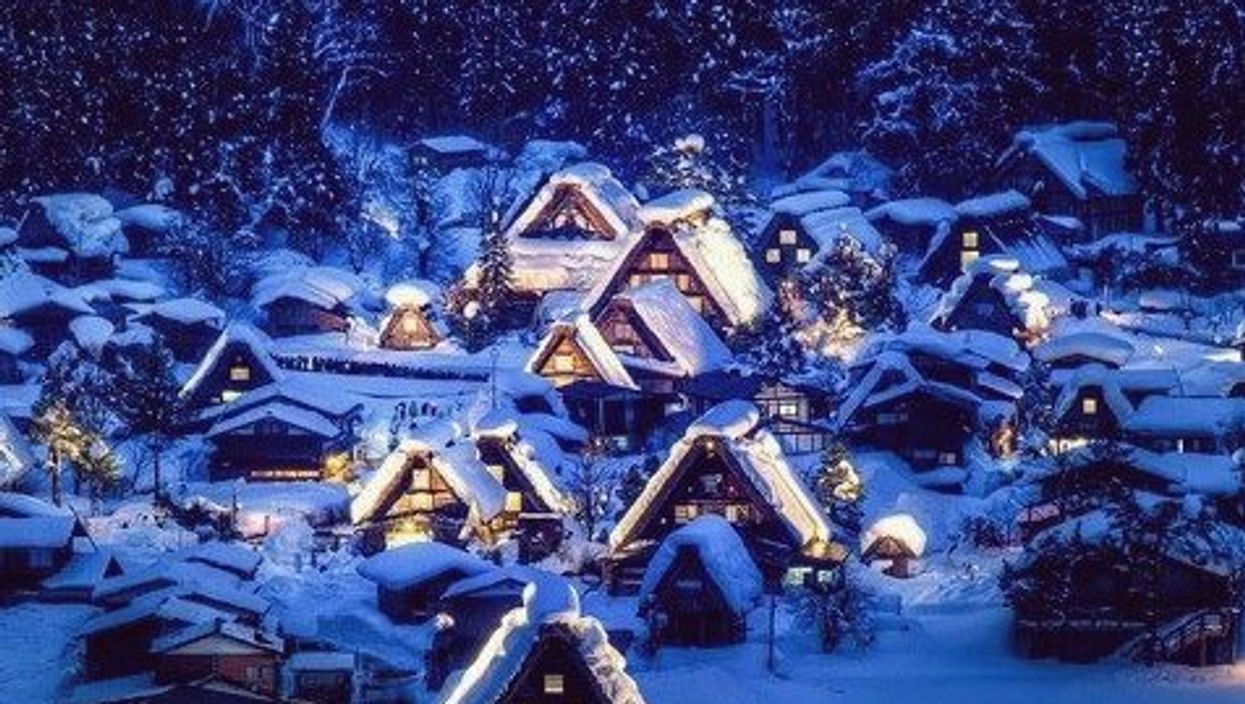 Tu peux maintenant acheter la maison du Père Noël - Narcity Tu peux maintenant acheter la maison du Père Noël - Narcity