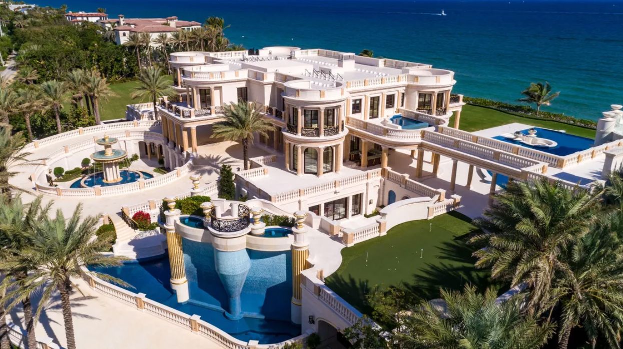 This Florida Mansion Sold For 100 Million Less Than Asking Price And We Are Shook Narcity This Florida Mansion Sold For 100 Million Less Than Asking Price And We Are Shook Narcity