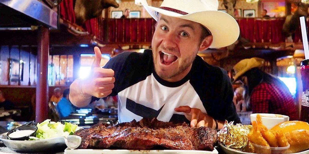 If You Can Finish A 72 Oz Steak At This Iconic Amarillo Restaurant Then It's Free - Narcity
