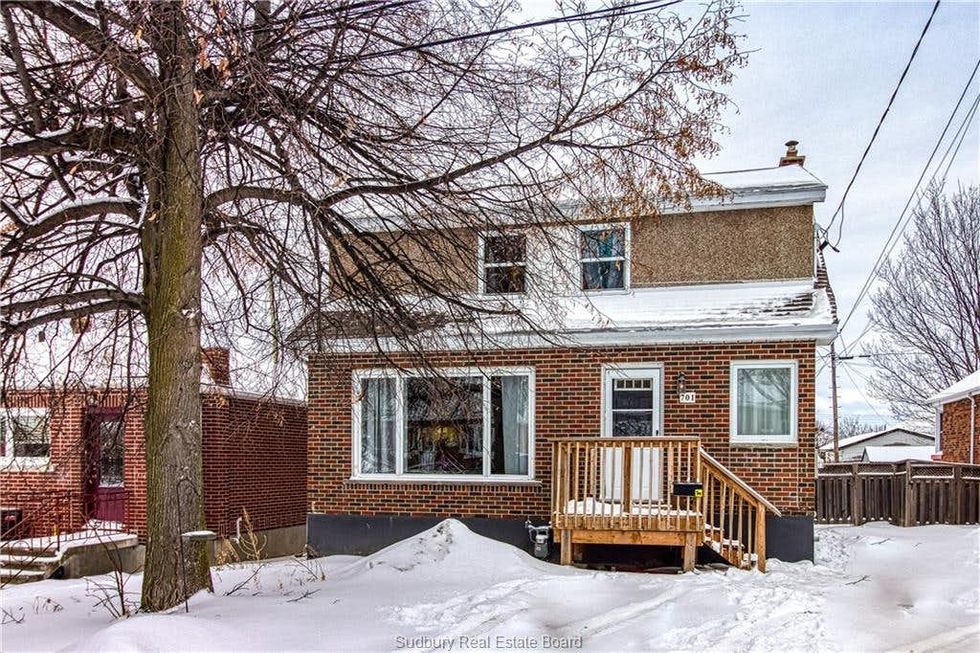 Ontario Homes That Are Selling For 400,000 Across The Province Narcity