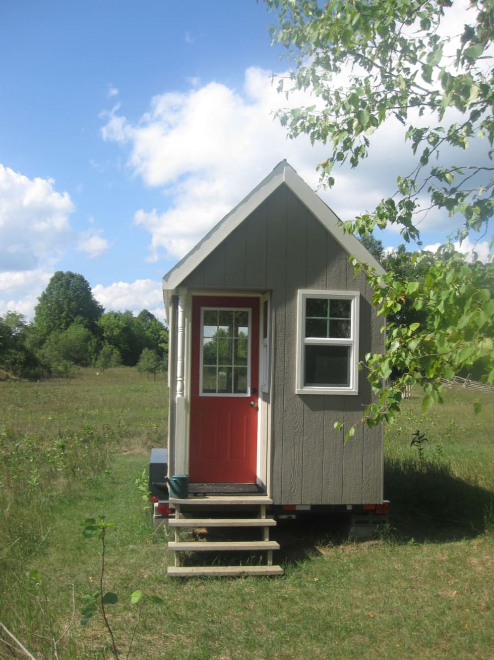 6 Tiny Houses For Sale In Ontario That Cost Less Than 60,000 Narcity