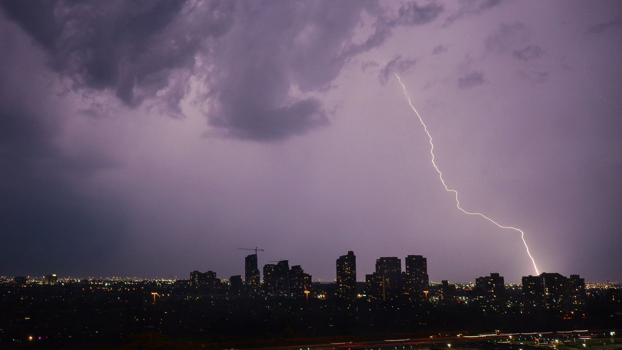 Ontario Was Dumbstruck By Last Night's Intense Non-Stop Lightning (VIDEOS)